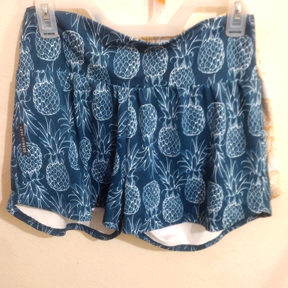 Running shorts